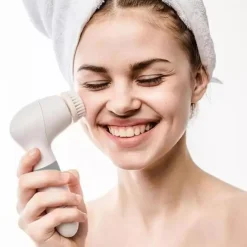 UNIQ Etusivu|Kasvojen Puhdistusharja-Sähköinen Kasvoharja - Facial Cleansing Brush